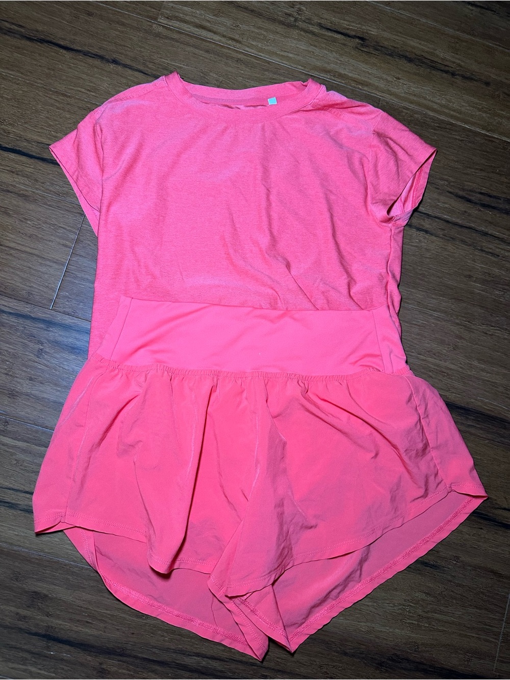 DSG Vibrant Coral Orange Athletic Shorts and matching top set Girls Size M 10/12